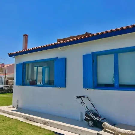 The Holiday House Over The Sea