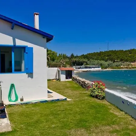 The Holiday House Over The Sea Feriehus Karaburun (Izmir)